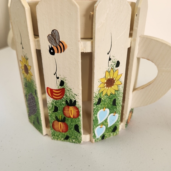 Vintage Handpainted Watering Can Plant Planter Wood Cottagecore Farmhouse Cute - Picture 8 of 13